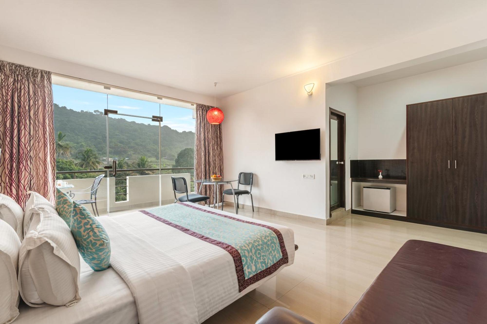 สเตอร์ลิง เยลาคีรี Hotel ภายนอก รูปภาพ